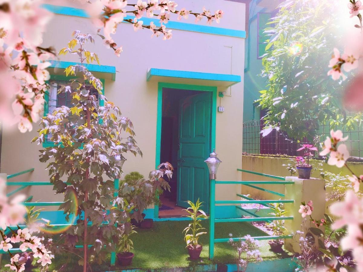 Den-Vennel Guest House Calcutta Extérieur photo