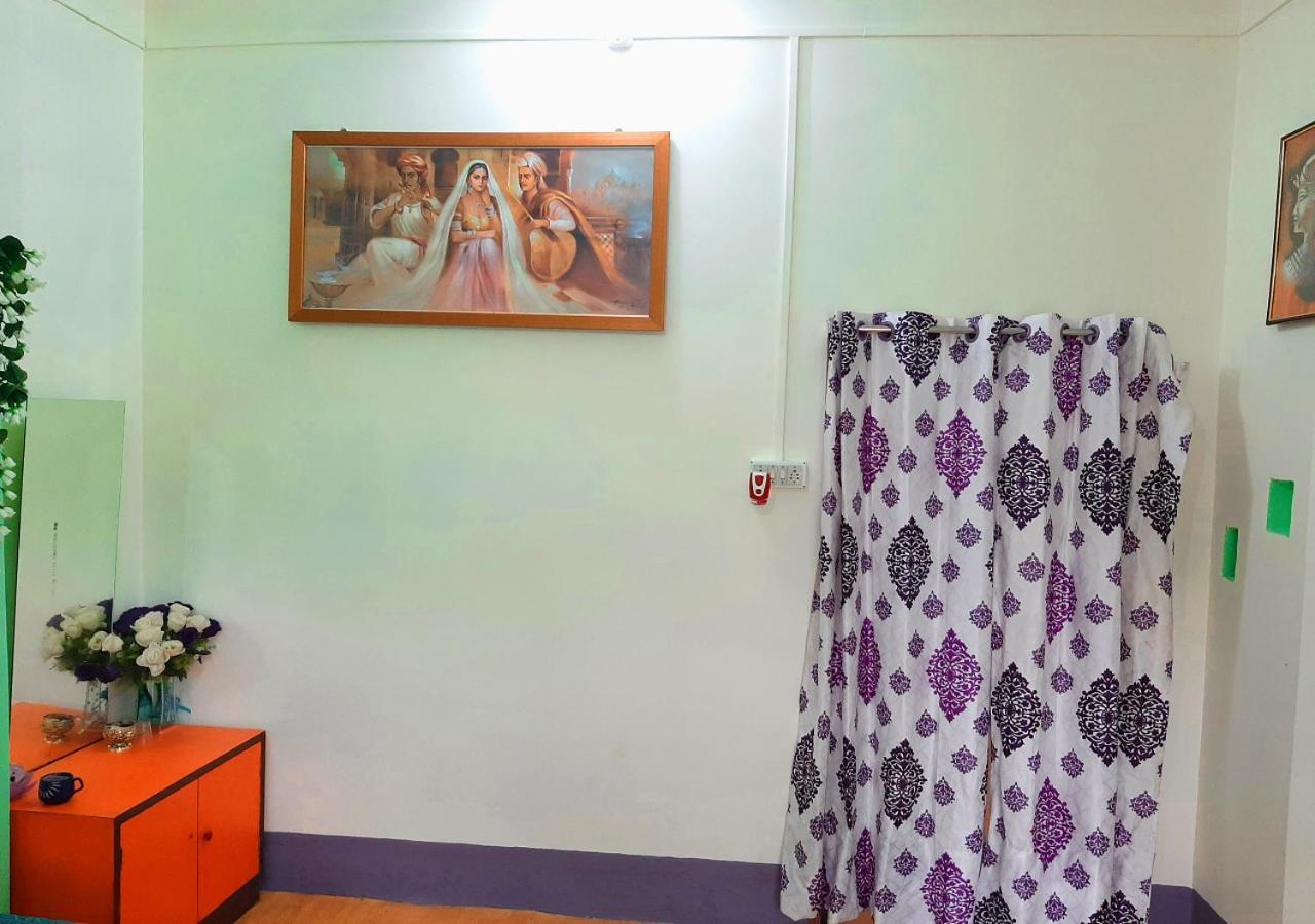 Den-Vennel Guest House Calcutta Extérieur photo